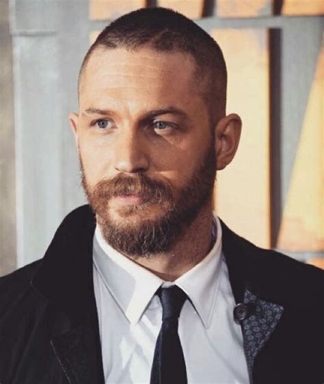 DAMN! Tom Hardy Is Surprisingly * BIG * [NAKED PHOTOS]